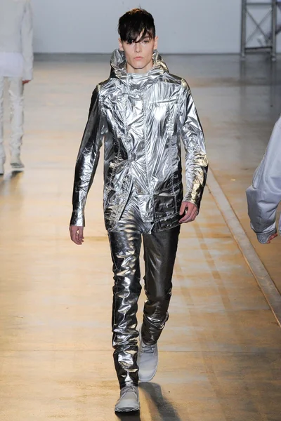 Look 23